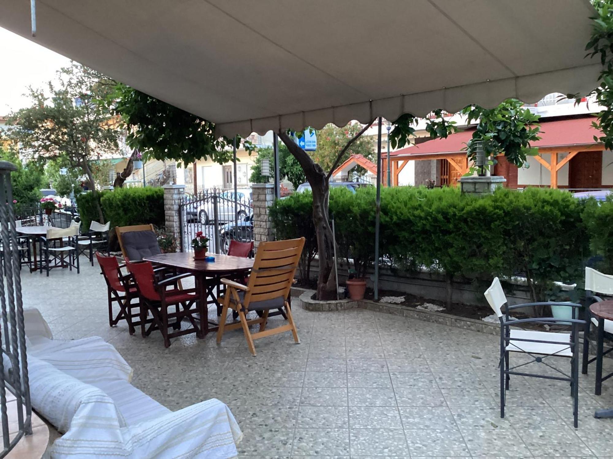 Alexandros Aparthotel Kamena Vourla Exterior photo